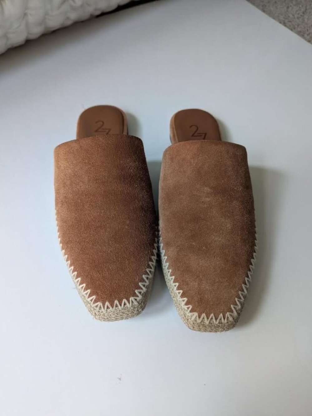 27 EDIT Naturalizer Candice Suede Slip-On Mules 6M